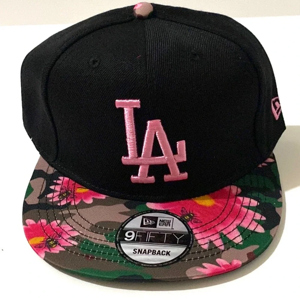 New Era LA Dodgers ‘Pink Floral” 9FIFTY Snapback - Picture 1 of 5